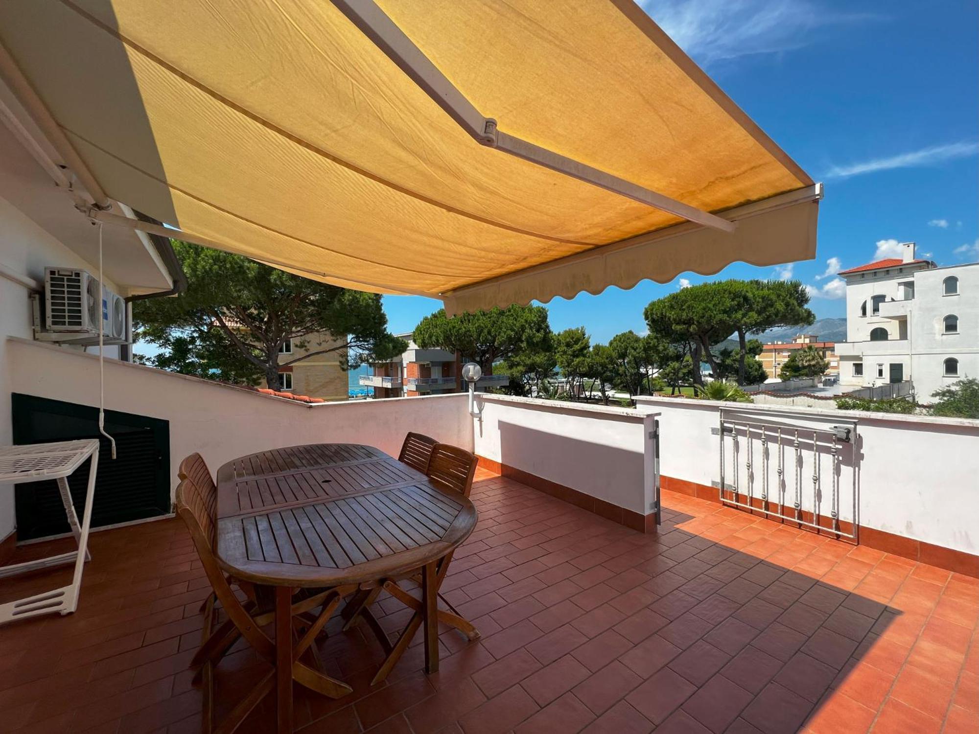 Il Mare In Giardino Apartment Scauri  Exterior photo